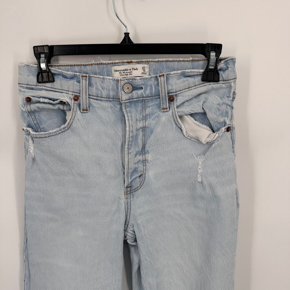 ABERCROMBIE & FITCH The 90's Straight Ultra High Rise Distressed Jean //. 4 - Picture 2 of 8